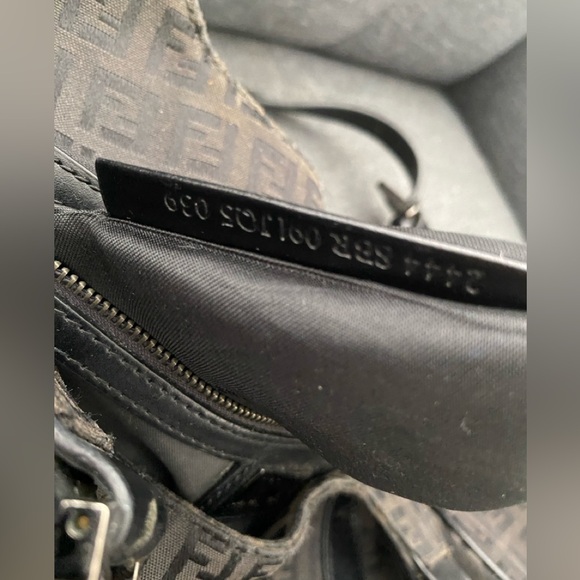 FENDI Vintage Rare Shoulder Bag - Picture 6 of 11